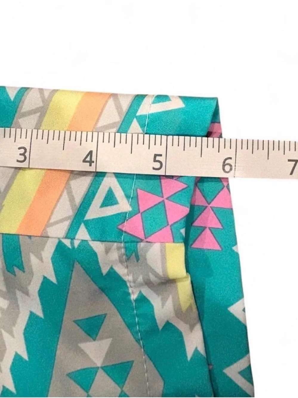 Chubbies The En Fuegos Swim Trunks Men's XL 5.5